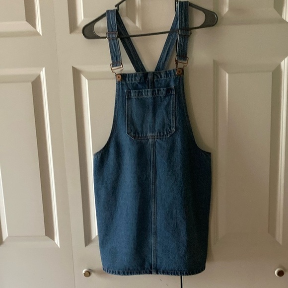 Forever 21 Dresses & Skirts - Forever 21 womens LG denim jumper casual adjustable straps classic 100% cotton